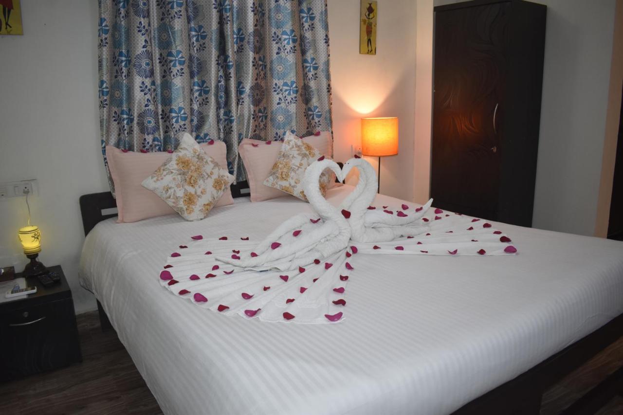 Spectrum Hub Beach Side Studio Apartment - Candolim - Goa Extérieur photo