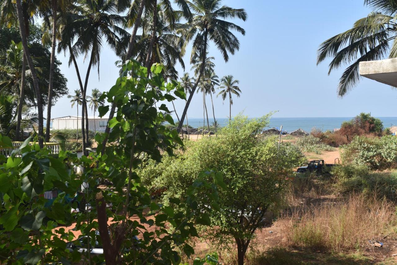 Spectrum Hub Beach Side Studio Apartment - Candolim - Goa Extérieur photo